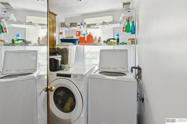 7103 S 43rd Street, Bellevue, NE 68147