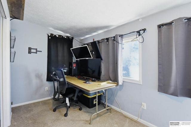 7103 S 43rd Street, Bellevue, NE 68147