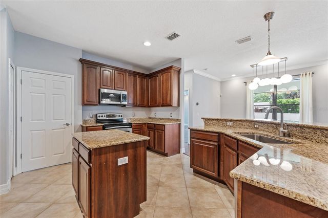 838 STRATHMORE DRIVE, Orlando, FL 32803