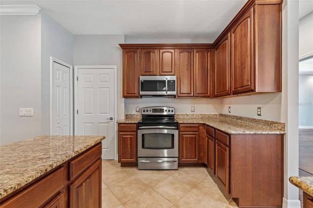 838 STRATHMORE DRIVE, Orlando, FL 32803