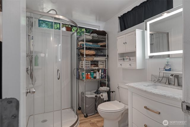 711 E Herron Boulevard NW, Lakebay, WA 98349