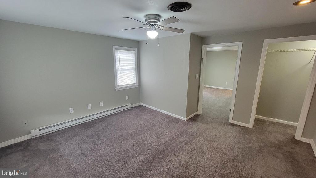 Image 20 of property listing at 4 YOST AVE, Cumberland, MD 21502