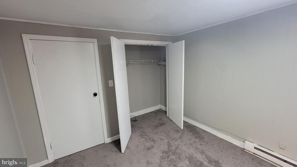 Image 22 of property listing at 4 YOST AVE, Cumberland, MD 21502