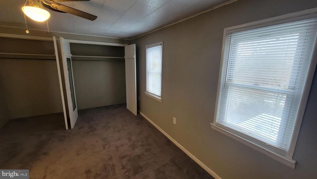Image 30 of property listing at 4 YOST AVE, Cumberland, MD 21502