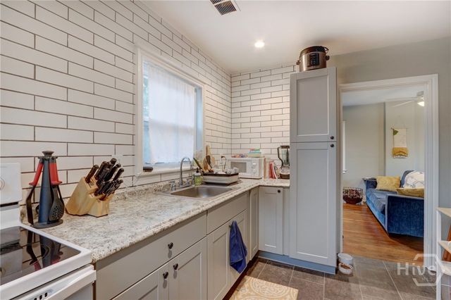 1315 Seiler Avenue, Savannah, GA 31404