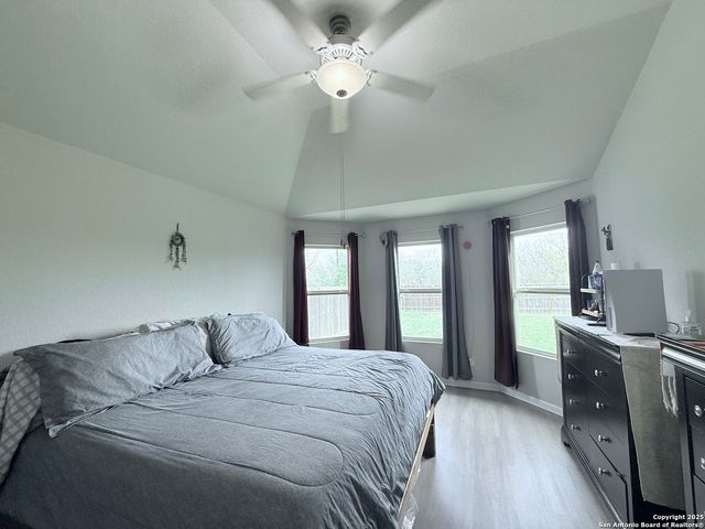 6918 Emerald Valley, San Antonio, TX 78242