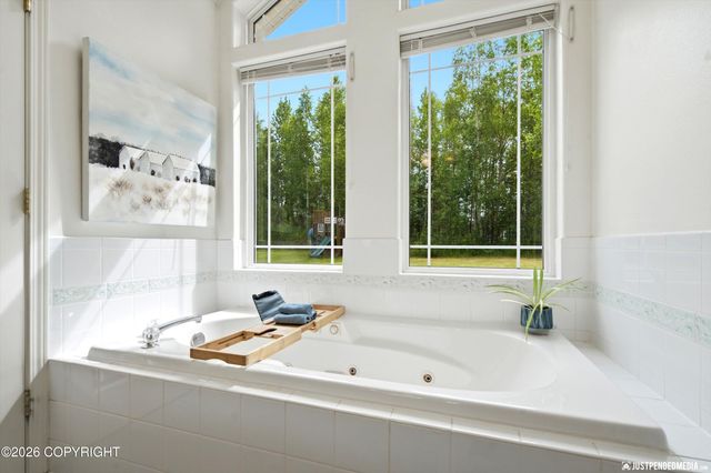 900 W Spruce Avenue, Wasilla, AK 99654