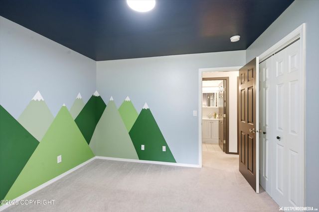 900 W Spruce Avenue, Wasilla, AK 99654