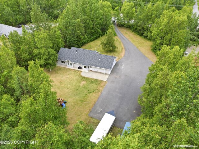 900 W Spruce Avenue, Wasilla, AK 99654
