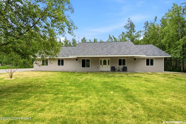 900 W Spruce Avenue, Wasilla, AK 99654