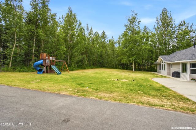 900 W Spruce Avenue, Wasilla, AK 99654