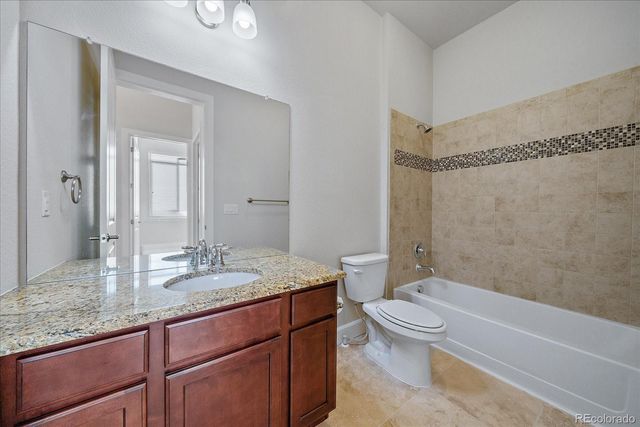 301 Inverness Way 306, Englewood, CO 80112