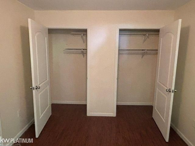 9083 Island Drive, Clay Twp, MI 48001