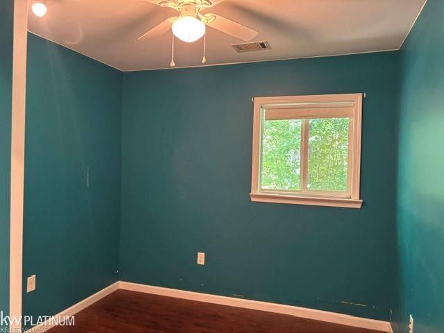 9083 Island Drive, Clay Twp, MI 48001