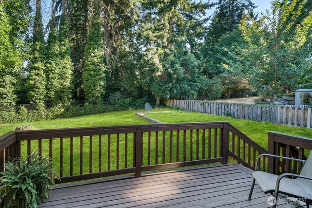 810 S 301st Place, Federal Way, WA 98003