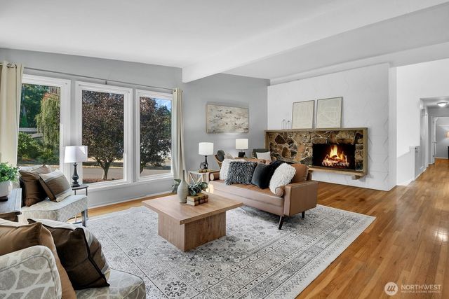 810 S 301st Place, Federal Way, WA 98003