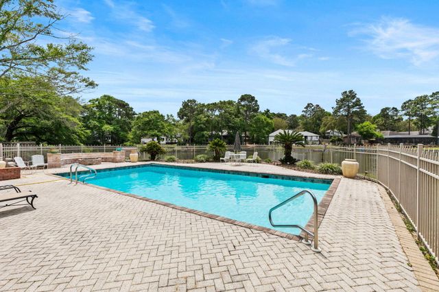 11 Kristin Circle, Niceville, FL 32578