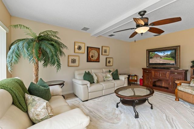 11 Kristin Circle, Niceville, FL 32578