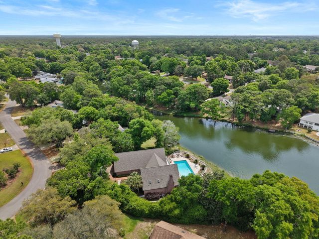 11 Kristin Circle, Niceville, FL 32578