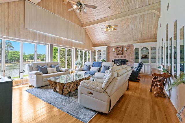 11 Kristin Circle, Niceville, FL 32578