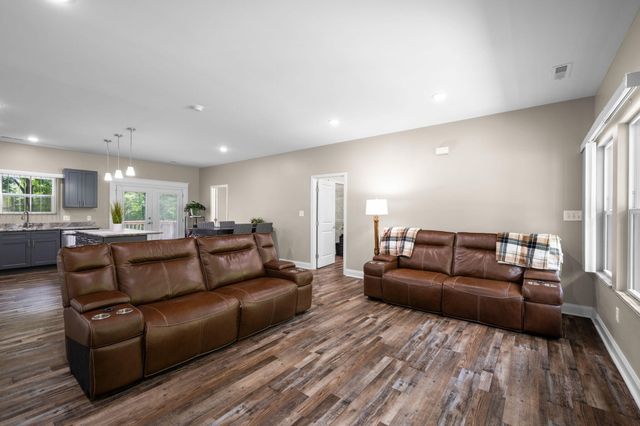 2378 Glengerrie Drive, Soddy Daisy, TN 37379