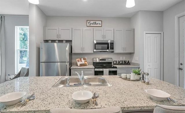 987 12TH AVENUE S, St Petersburg, FL 33705