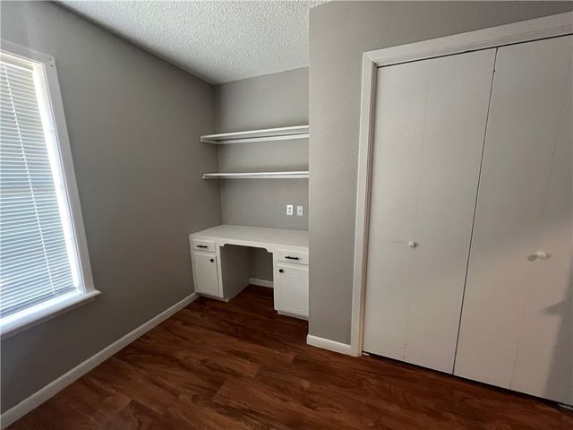 410 Fairway Drive, Bryan, TX 77801