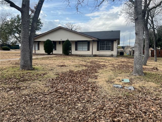 410 Fairway Drive, Bryan, TX 77801