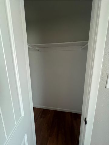 410 Fairway Drive, Bryan, TX 77801