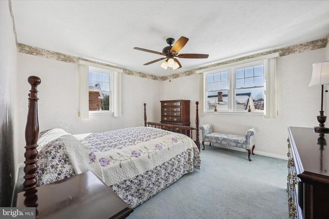 2757 SAINT MARYS RD, Ardmore, PA 19003