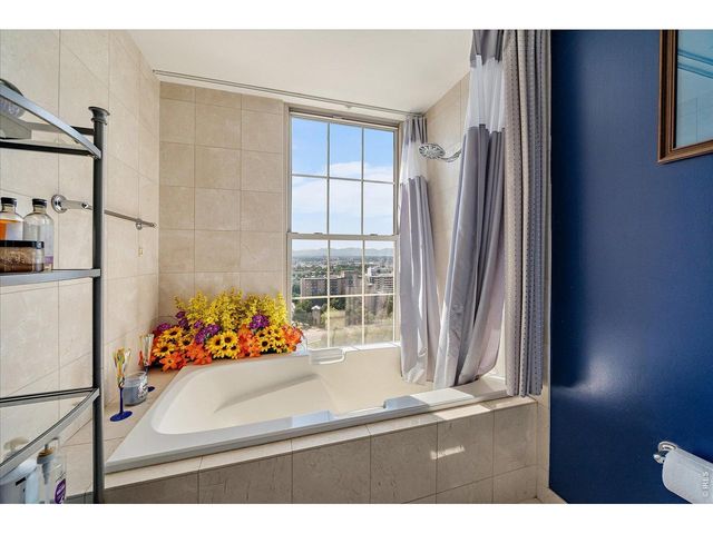 300 W 11th Ave 18C, Denver, CO 80204
