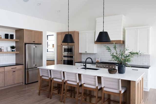 2317 N Sagebrush St, Wichita, KS 67230