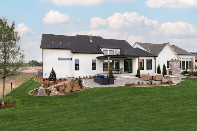 2317 N Sagebrush St, Wichita, KS 67230