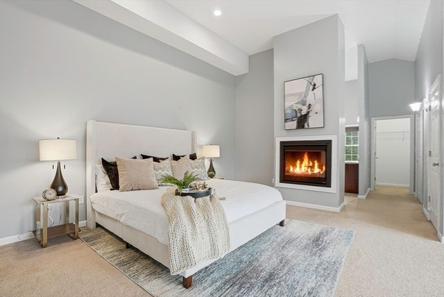 4 Patriots Blvd 4, Hopkinton, MA 01748