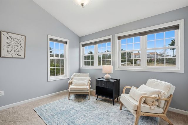 4 Patriots Blvd 4, Hopkinton, MA 01748