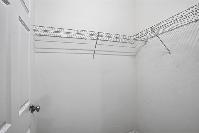 4 Patriots Blvd 4, Hopkinton, MA 01748