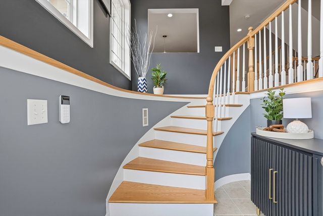 4 Patriots Blvd 4, Hopkinton, MA 01748