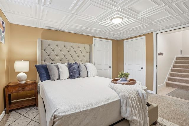 4 Patriots Blvd 4, Hopkinton, MA 01748