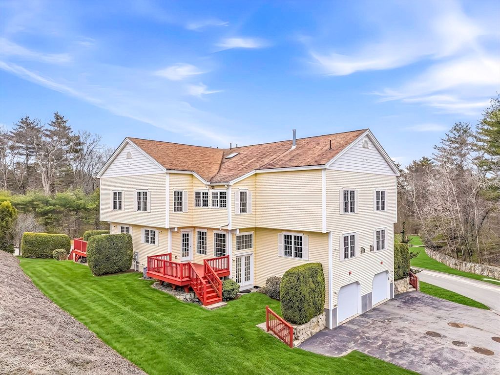 4 Patriots Blvd 4, Hopkinton, MA 01748