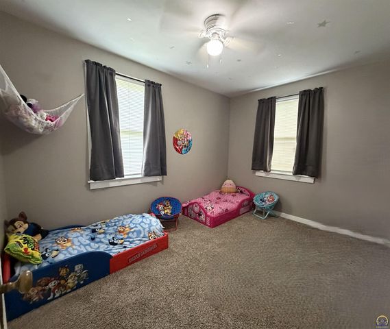 1235 NE Madison ST, Topeka, KS 66608