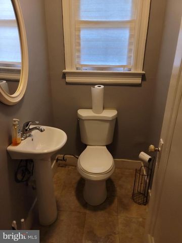 523 CRITTENDEN ST NW, Washington, DC 20011