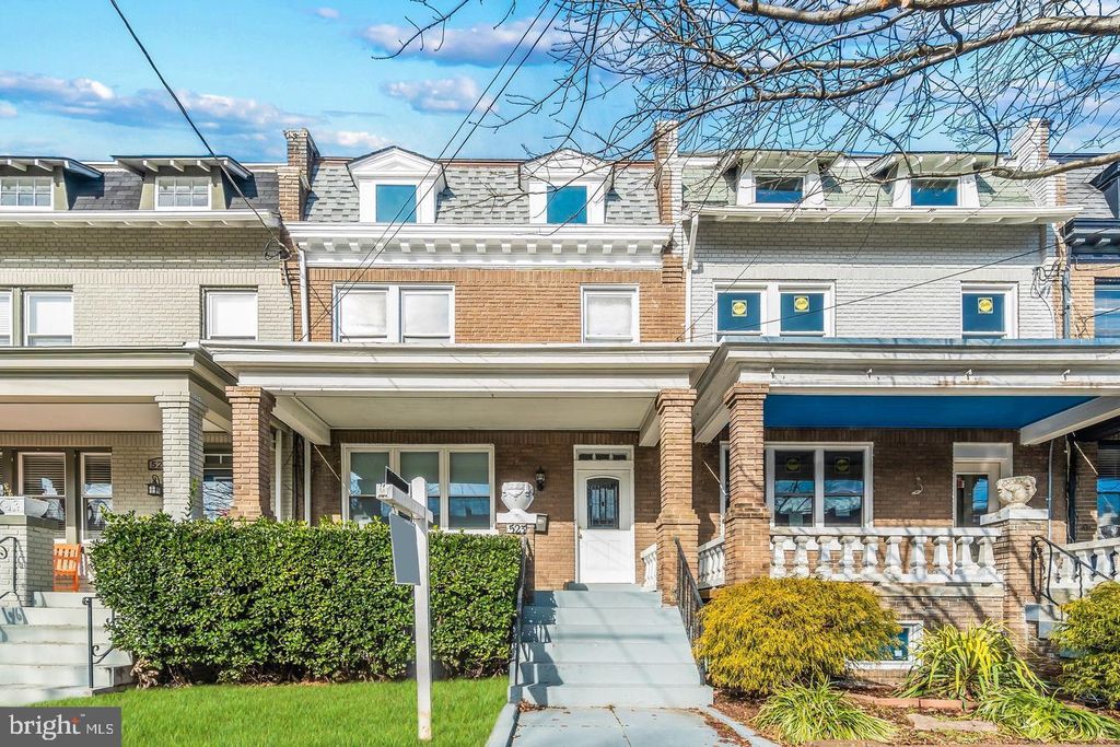 523 CRITTENDEN ST NW, Washington, DC 20011