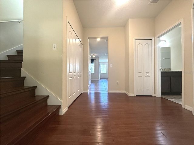 1227 BALLARD GREEN PLACE, Brandon, FL 33511