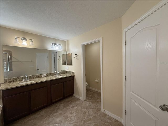 1227 BALLARD GREEN PLACE, Brandon, FL 33511