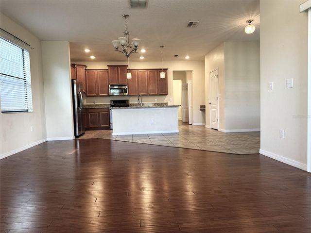 1227 BALLARD GREEN PLACE, Brandon, FL 33511