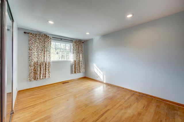 1601 Kingston Lane, Schaumburg, IL 60193