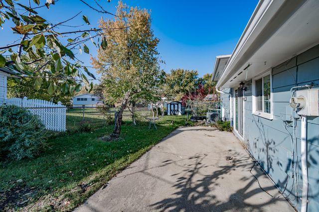 1601 Kingston Lane, Schaumburg, IL 60193