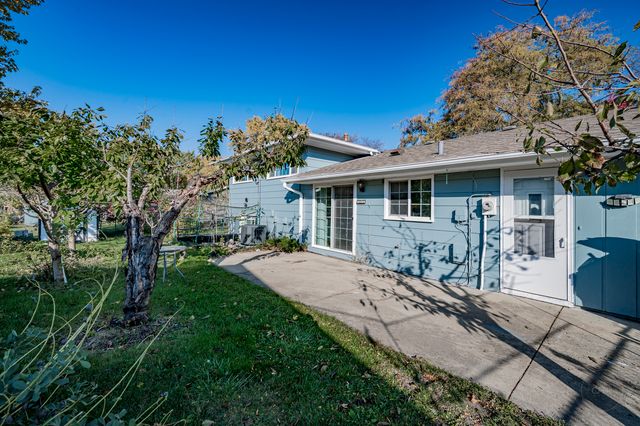 1601 Kingston Lane, Schaumburg, IL 60193