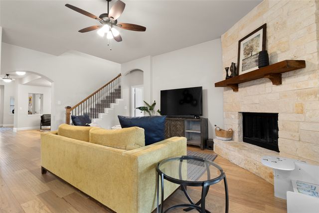 460 Country Meadows Boulevard, Waxahachie, TX 75165
