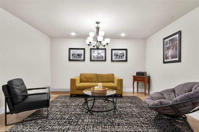 460 Country Meadows Boulevard, Waxahachie, TX 75165